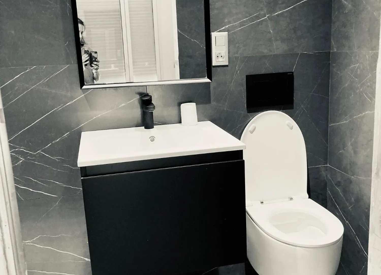Monaco Monte-Carlo Door Step - Luxury Apartment - 2 Bedrooms 2 Bathrooms - Superb Modern Fully Equipped 0*, Saint-Antoine (Alpes-Maritimes) France
