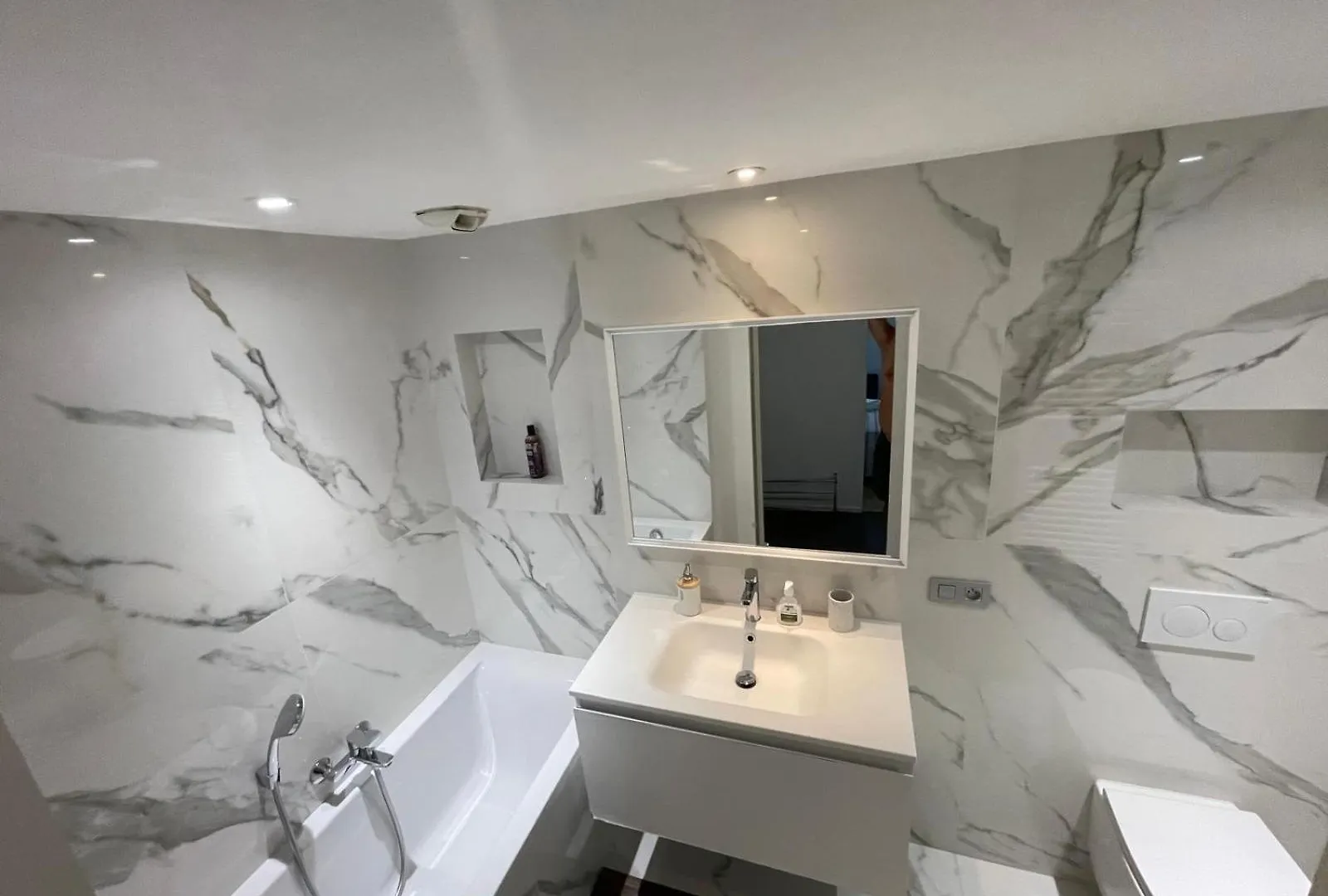 Saint-Antoine  Monaco Monte-Carlo Door Step - Luxury Apartment - 2 Bedrooms 2 Bathrooms - Superb Modern Fully Equipped