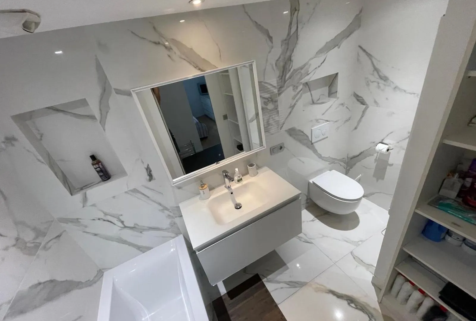 Monaco Monte-Carlo Door Step - Luxury Apartment - 2 Bedrooms 2 Bathrooms - Superb Modern Fully Equipped